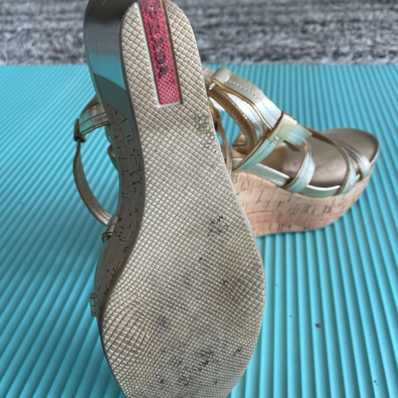 Authentic Prada wedges gold size 9 - Picture 4 of 7